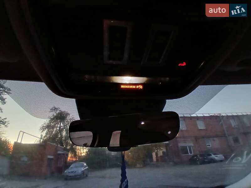 Внедорожник / Кроссовер Land Rover Range Rover Velar 2020 в Днепре фото 16 Внедорожник / Кроссовер Land Rover Range Rover Velar 2020 в Днепре