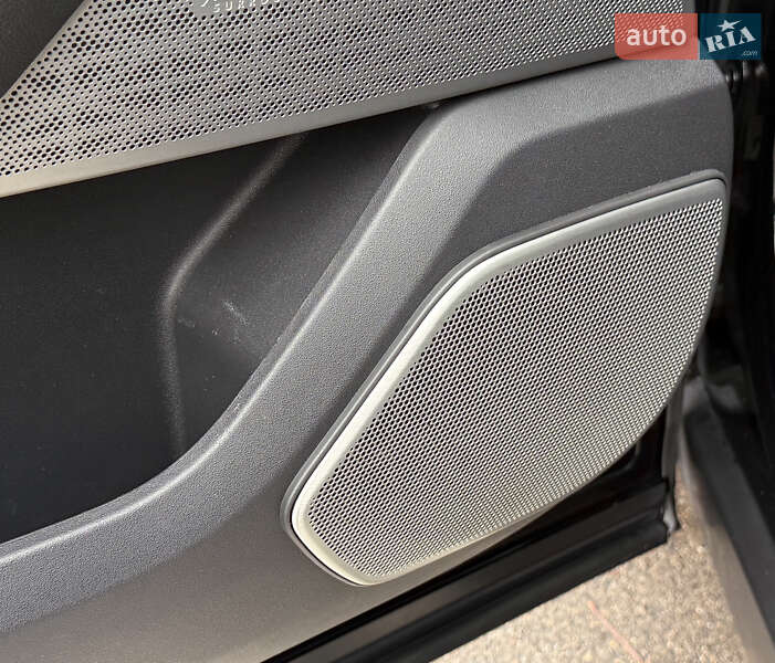 Внедорожник / Кроссовер Land Rover Range Rover Velar 2019 в Киеве