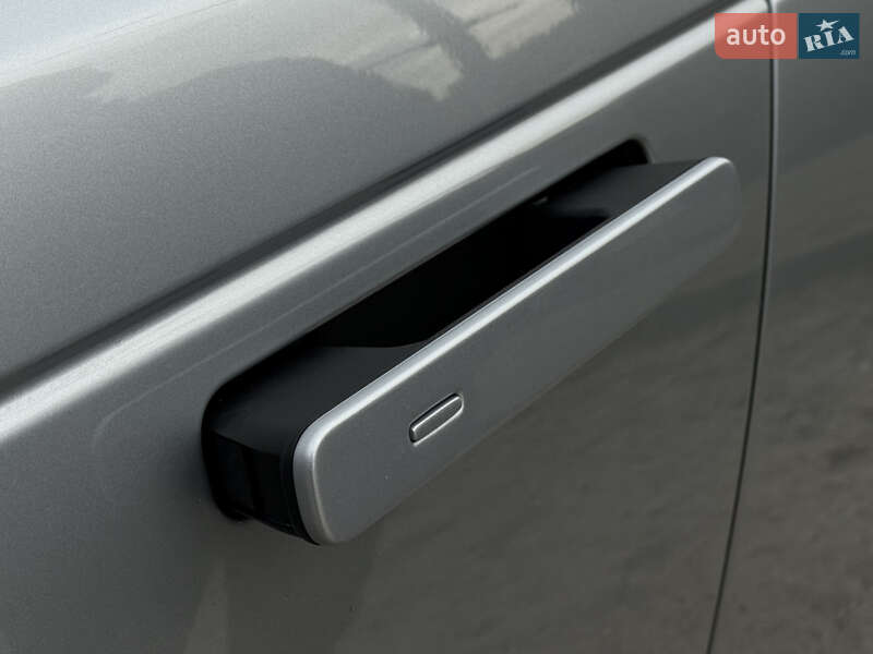 Позашляховик / Кросовер Land Rover Range Rover Velar 2018 в Дніпрі