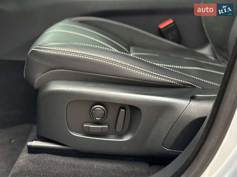 Позашляховик / Кросовер Land Rover Range Rover Velar 2021 в Києві