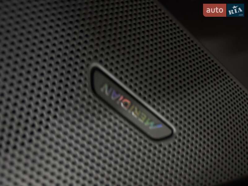 Позашляховик / Кросовер Land Rover Range Rover Velar 2018 в Києві