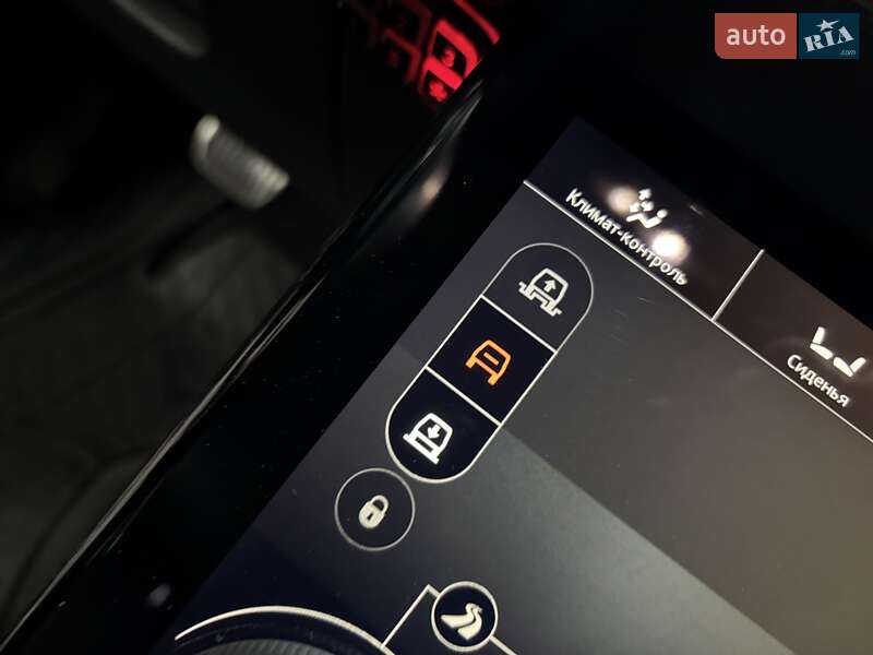 Позашляховик / Кросовер Land Rover Range Rover Velar 2018 в Києві