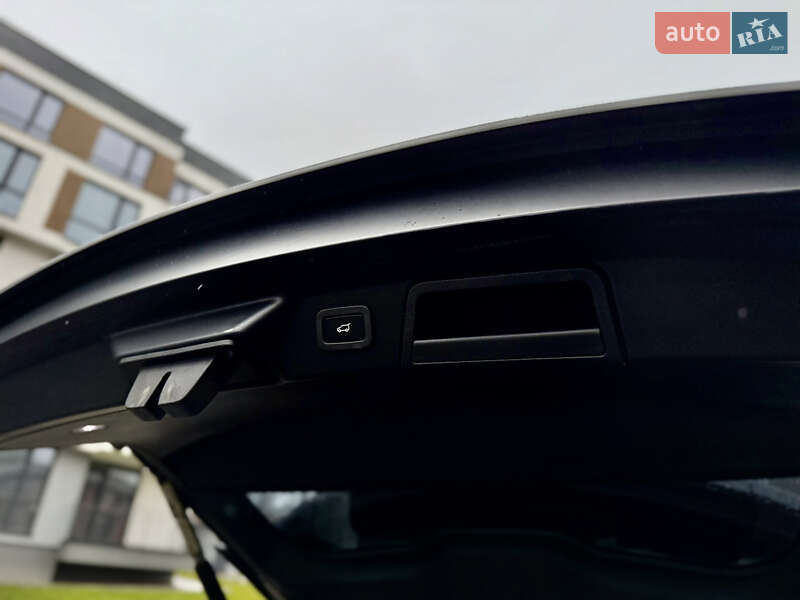 Позашляховик / Кросовер Land Rover Range Rover Velar 2017 в Києві фото 56 Позашляховик / Кросовер Land Rover Range Rover Velar 2017 в Києві