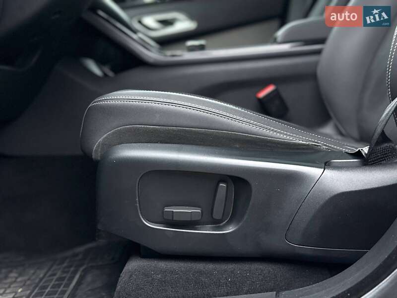 Внедорожник / Кроссовер Land Rover Range Rover Velar 2018 в Киеве