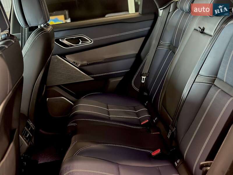 Позашляховик / Кросовер Land Rover Range Rover Velar 2022 в Львові