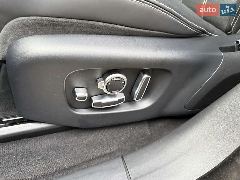 Внедорожник / Кроссовер Land Rover Range Rover Velar 2019 в Киеве фото 10 Внедорожник / Кроссовер Land Rover Range Rover Velar 2019 в Киеве