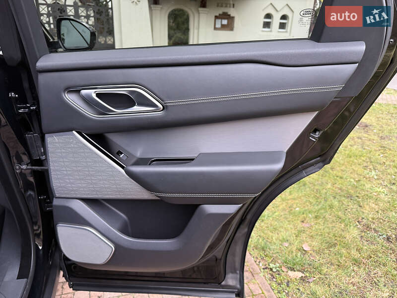 Внедорожник / Кроссовер Land Rover Range Rover Velar 2019 в Киеве фото 109 Внедорожник / Кроссовер Land Rover Range Rover Velar 2019 в Киеве
