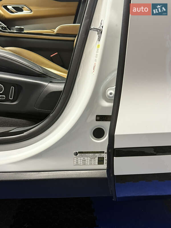 Позашляховик / Кросовер Land Rover Range Rover Velar 2019 в Києві