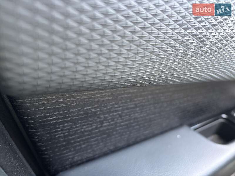 Позашляховик / Кросовер Land Rover Range Rover Velar 2018 в Києві