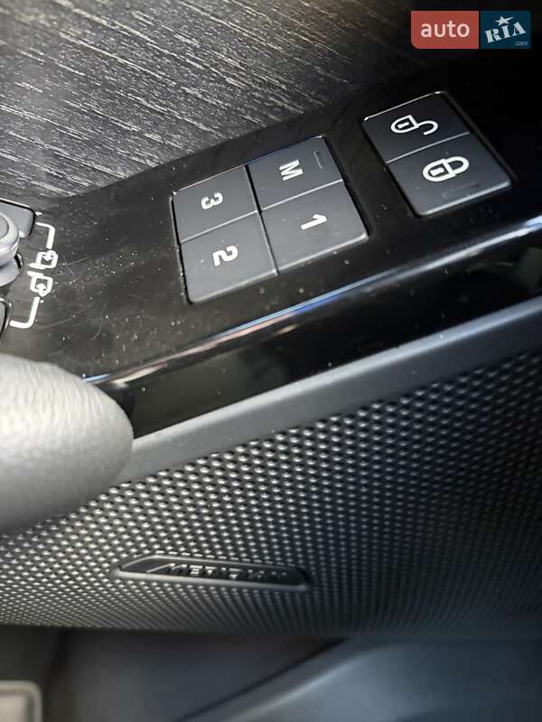 Позашляховик / Кросовер Land Rover Range Rover Velar 2018 в Києві