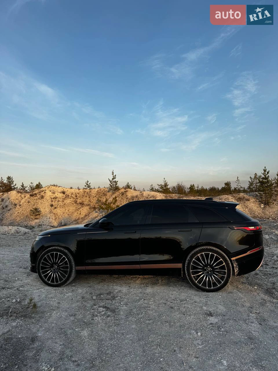 2019 Land Rover Range Rover Velar - мініатюра 14