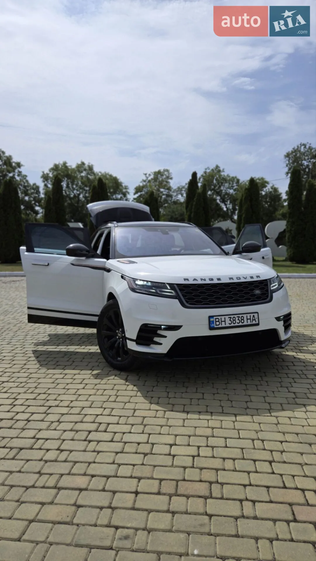 2017 Land Rover Range Rover Velar - мініатюра 27