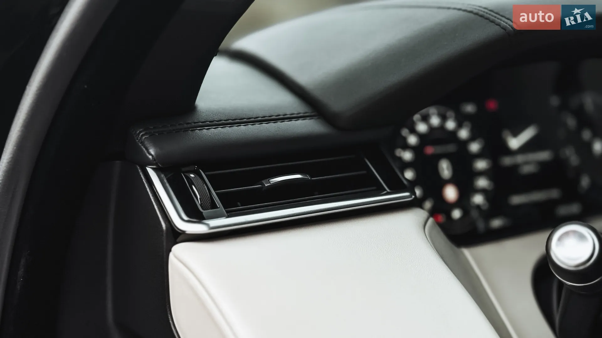 2018 Land Rover Range Rover Velar - мініатюра 49