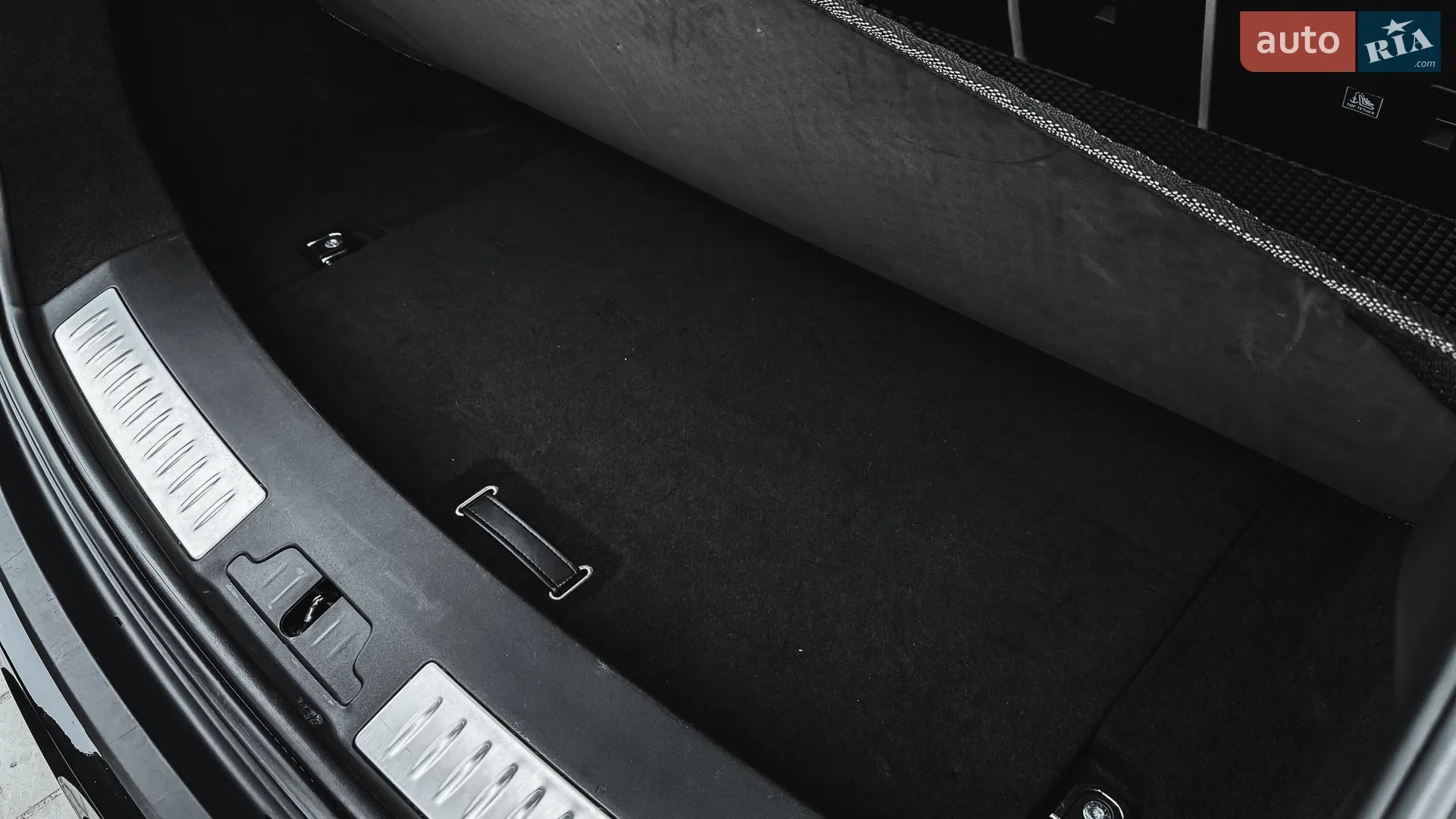 2018 Land Rover Range Rover Velar - мініатюра 56