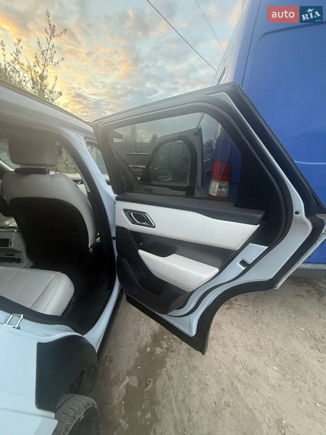 2019 Land Rover Range Rover Velar - мініатюра 15