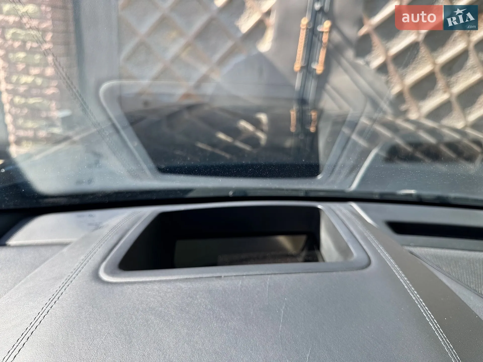 2018 Land Rover Range Rover Velar - мініатюра 40