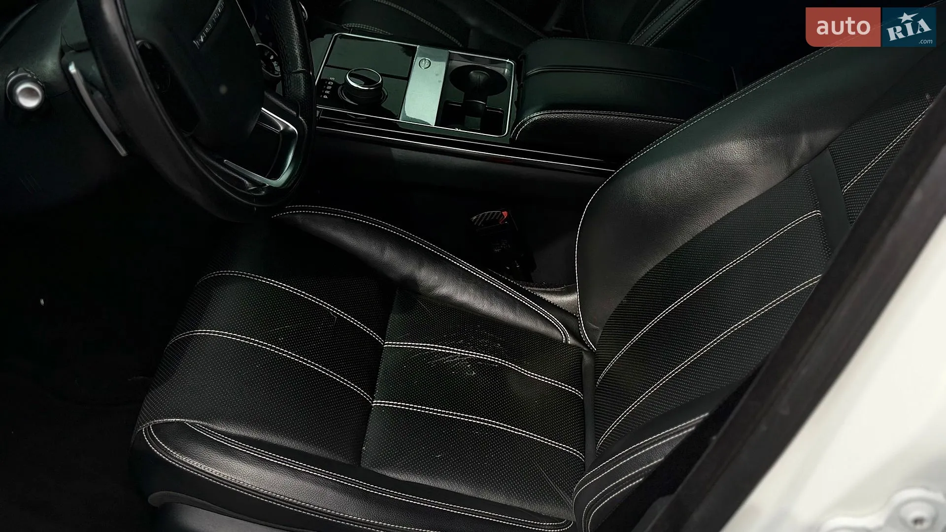 2018 Land Rover Range Rover Velar - мініатюра 24