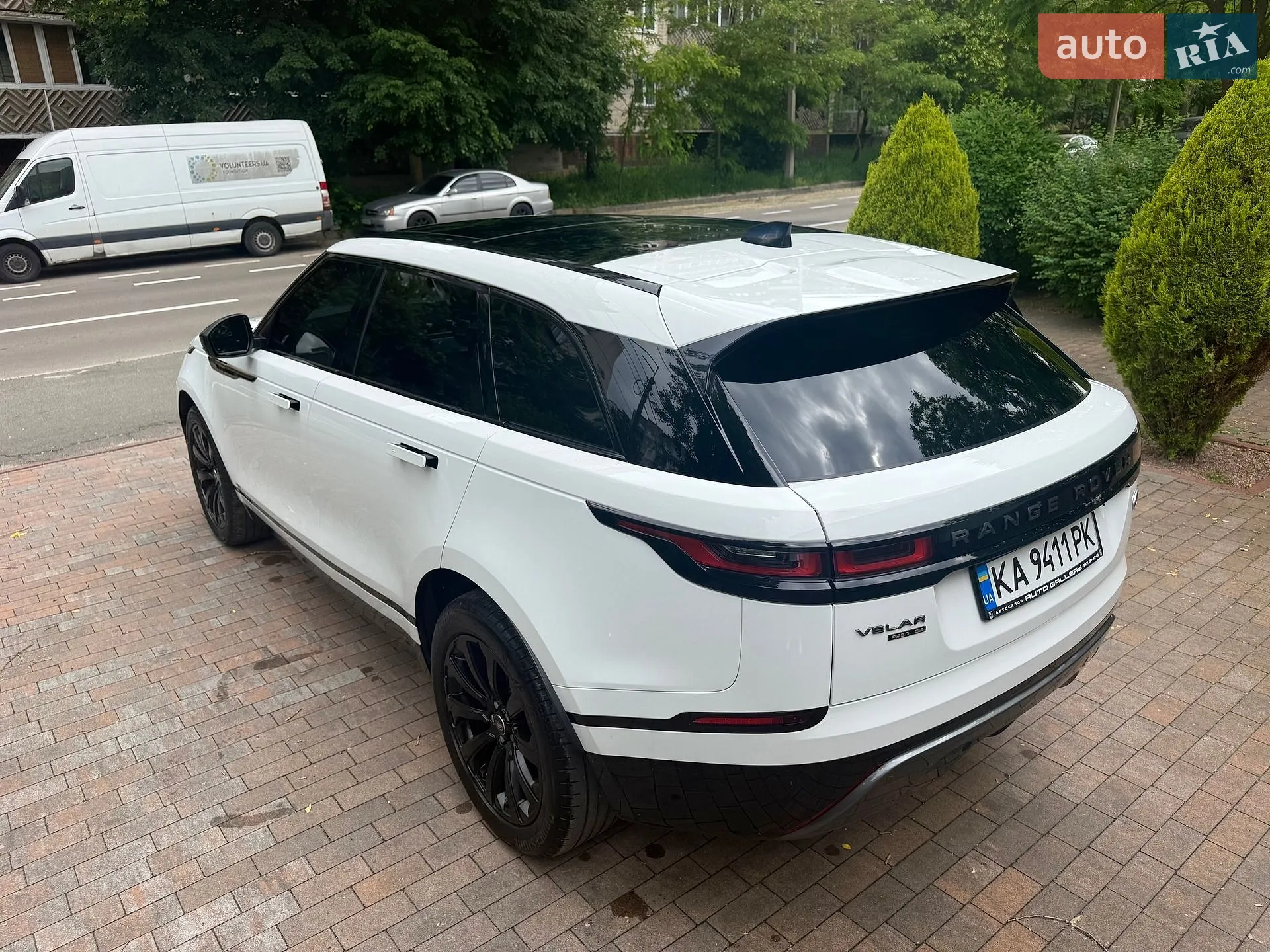 2017 Land Rover Range Rover Velar - мініатюра 18