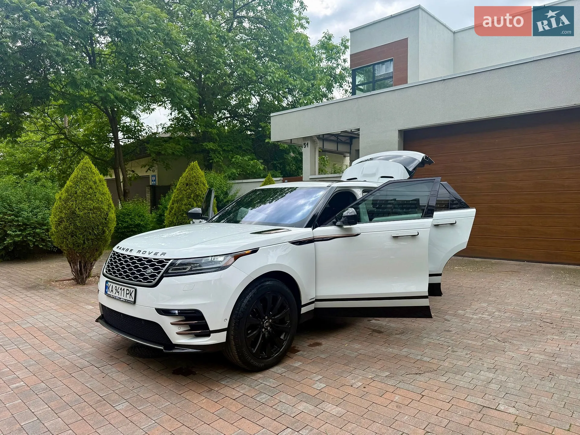 2017 Land Rover Range Rover Velar - мініатюра 28