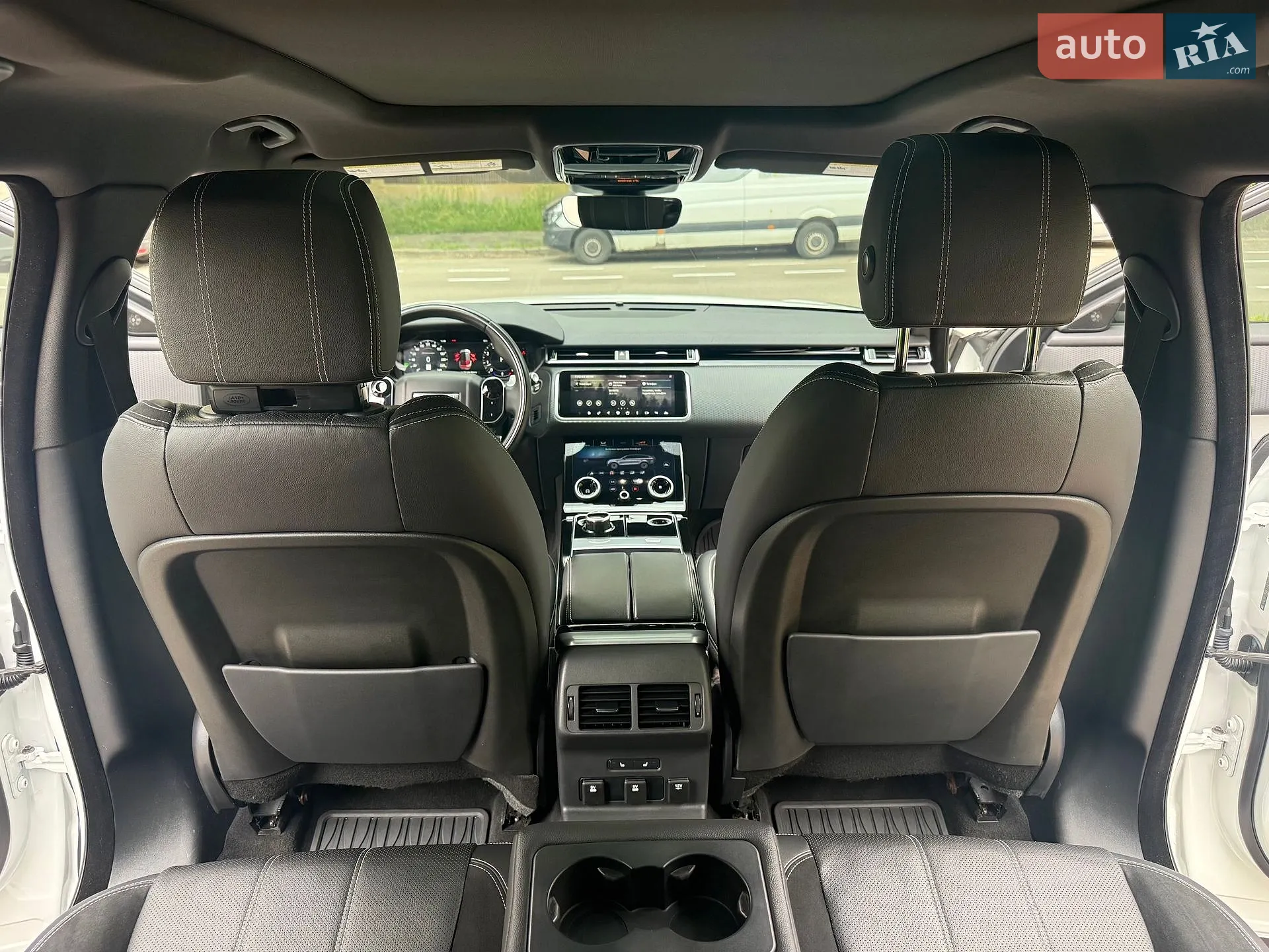 2017 Land Rover Range Rover Velar - мініатюра 37