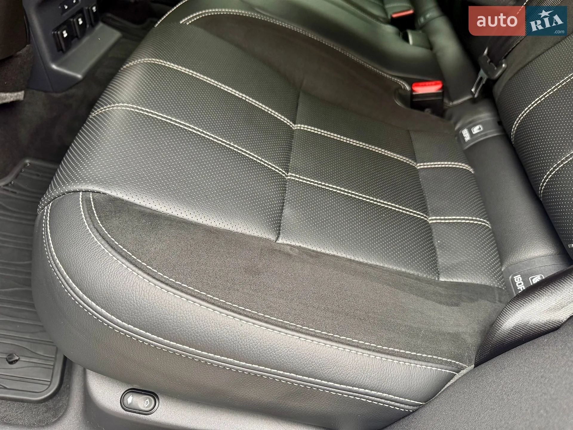 2017 Land Rover Range Rover Velar - мініатюра 54
