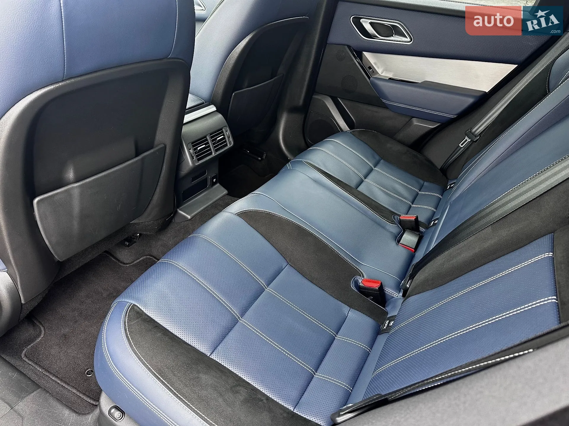 2021 Land Rover Range Rover Velar - мініатюра 10