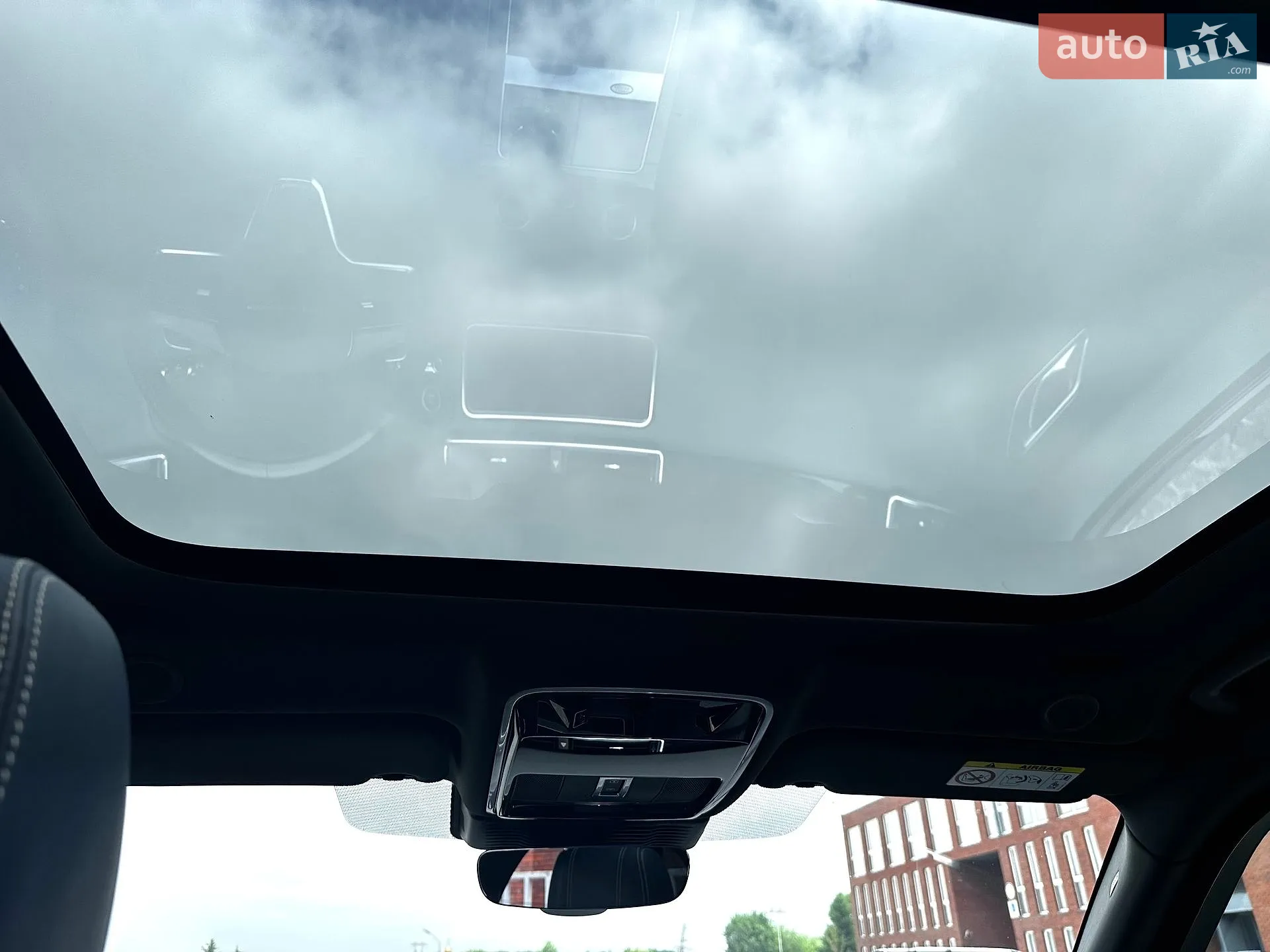 2021 Land Rover Range Rover Velar - мініатюра 18