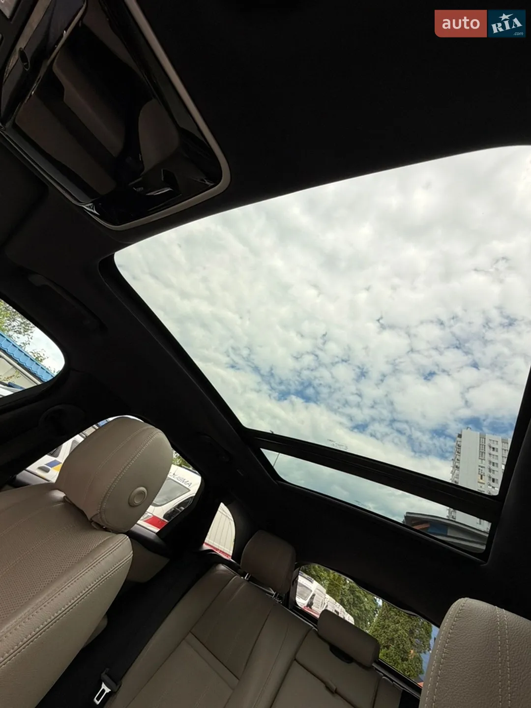 2018 Land Rover Range Rover Velar - мініатюра 16