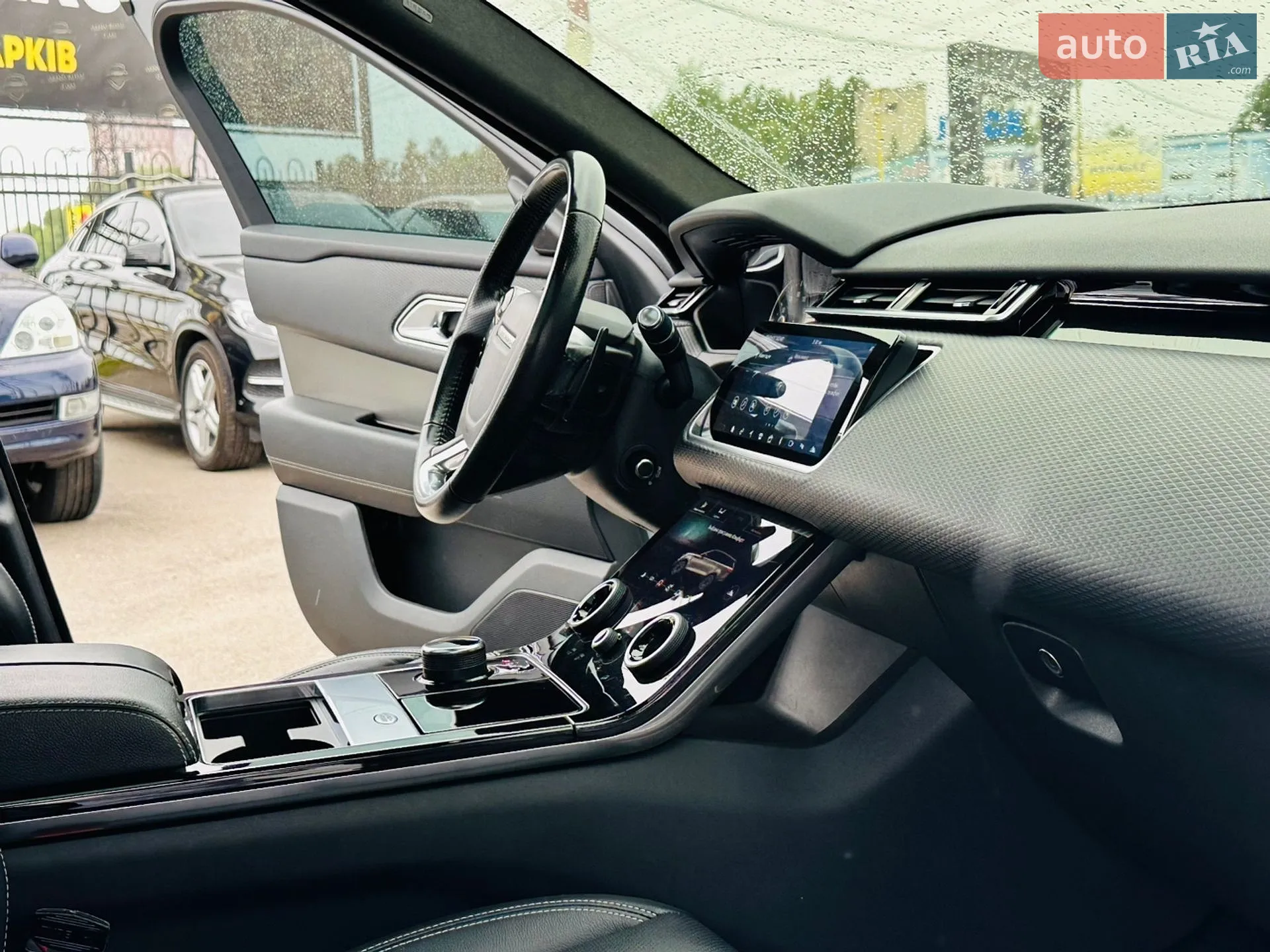 2018 Land Rover Range Rover Velar - мініатюра 25