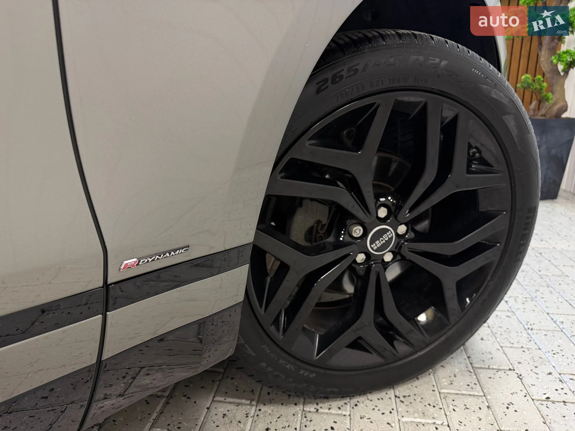 2018 Land Rover Range Rover Velar - мініатюра 15