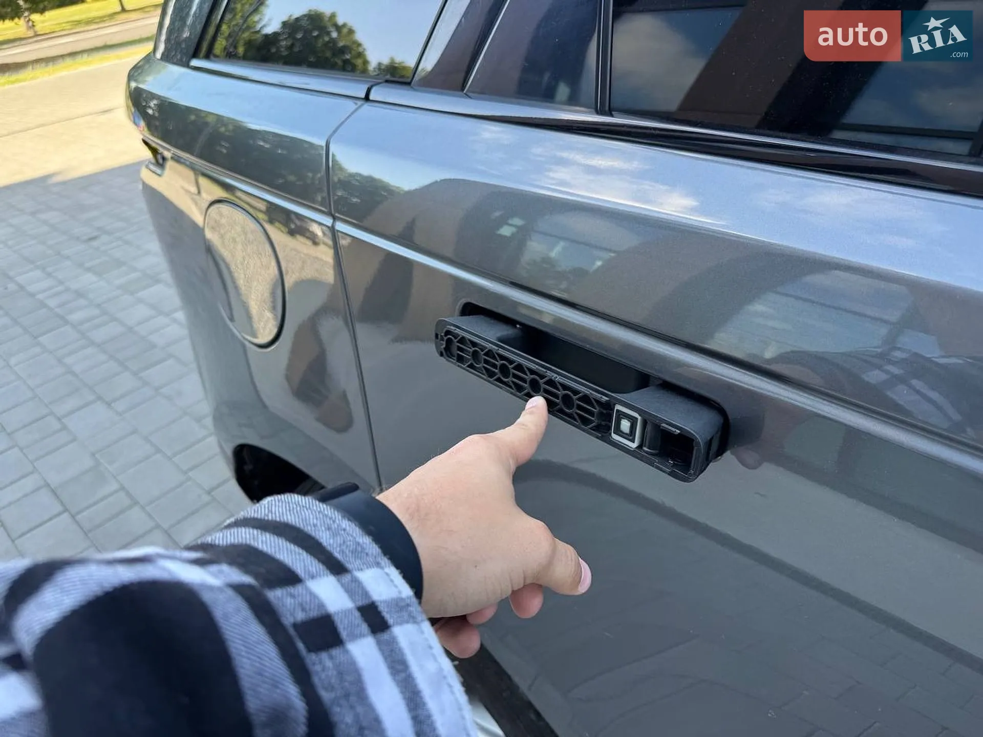 2018 Land Rover Range Rover Velar - мініатюра 17