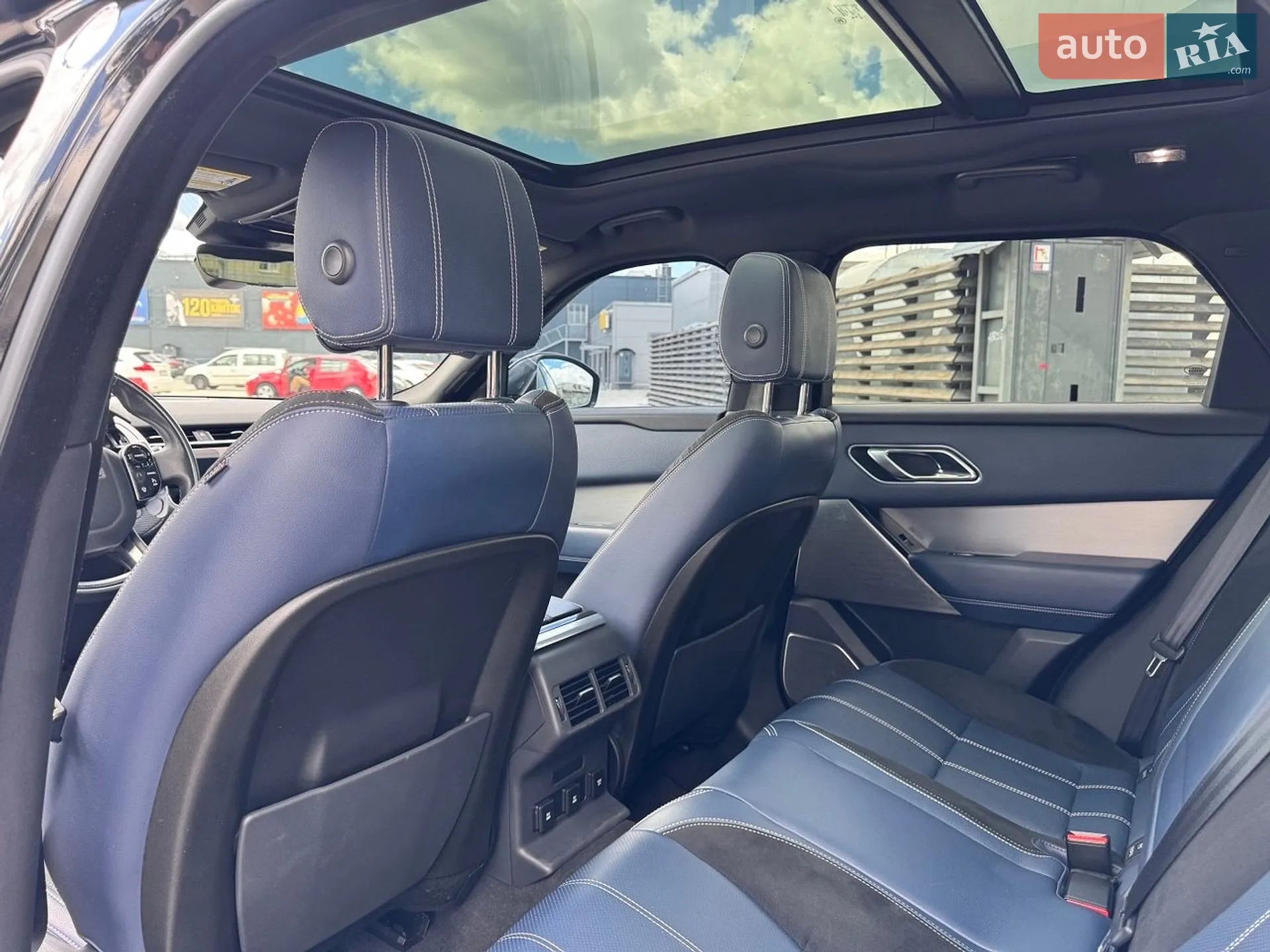 2018 Land Rover Range Rover Velar - мініатюра 15