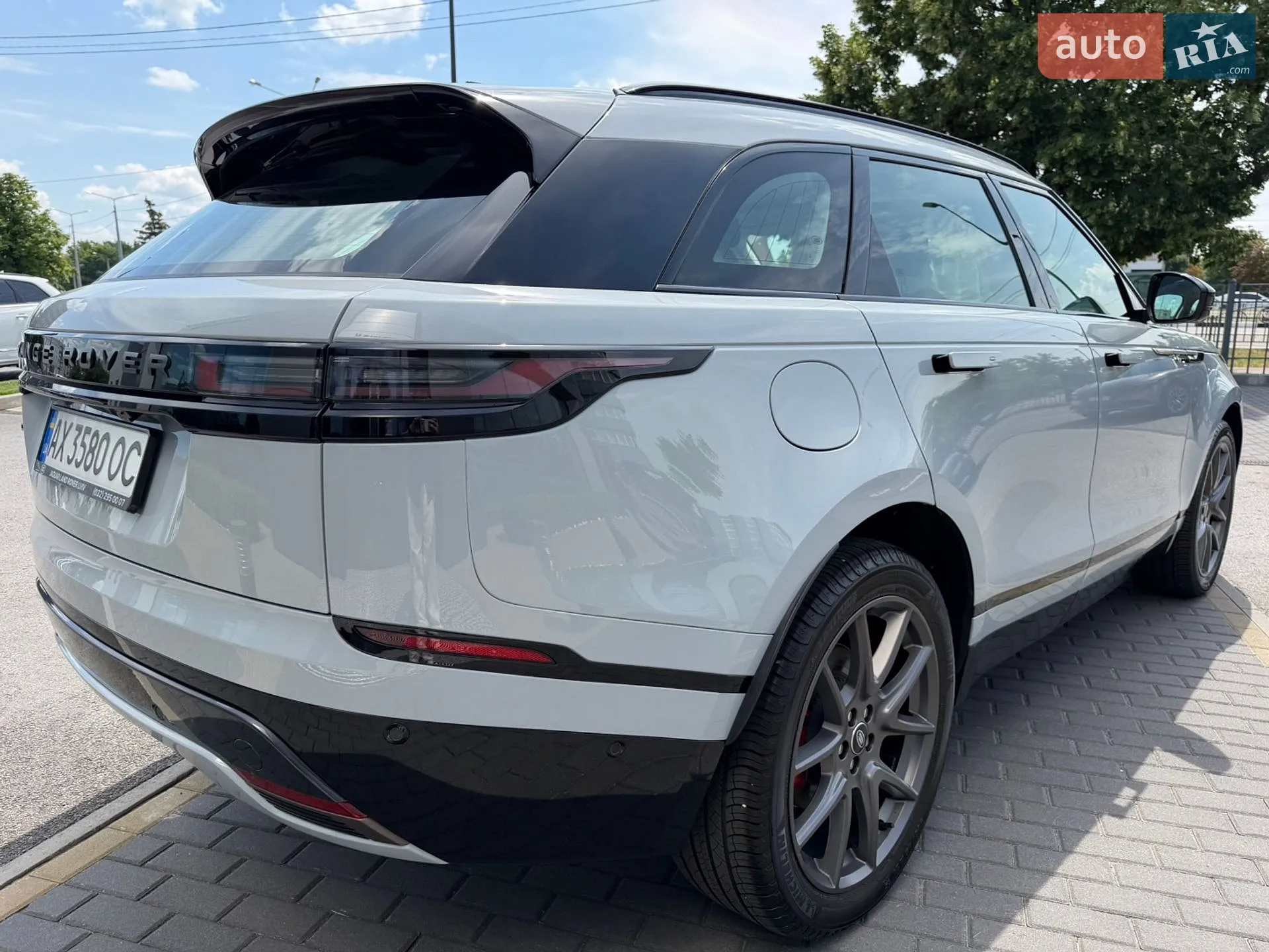 2024 Land Rover Range Rover Velar - мініатюра 12