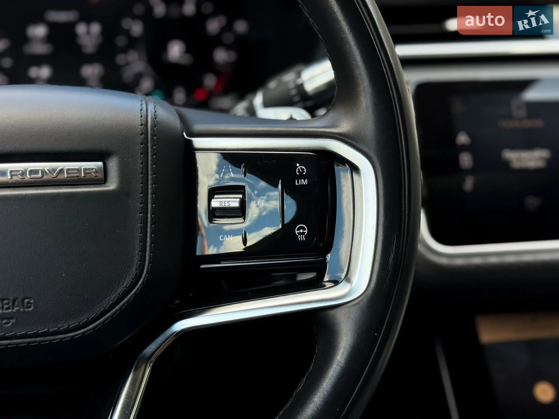2021 Land Rover Range Rover Velar - мініатюра 28