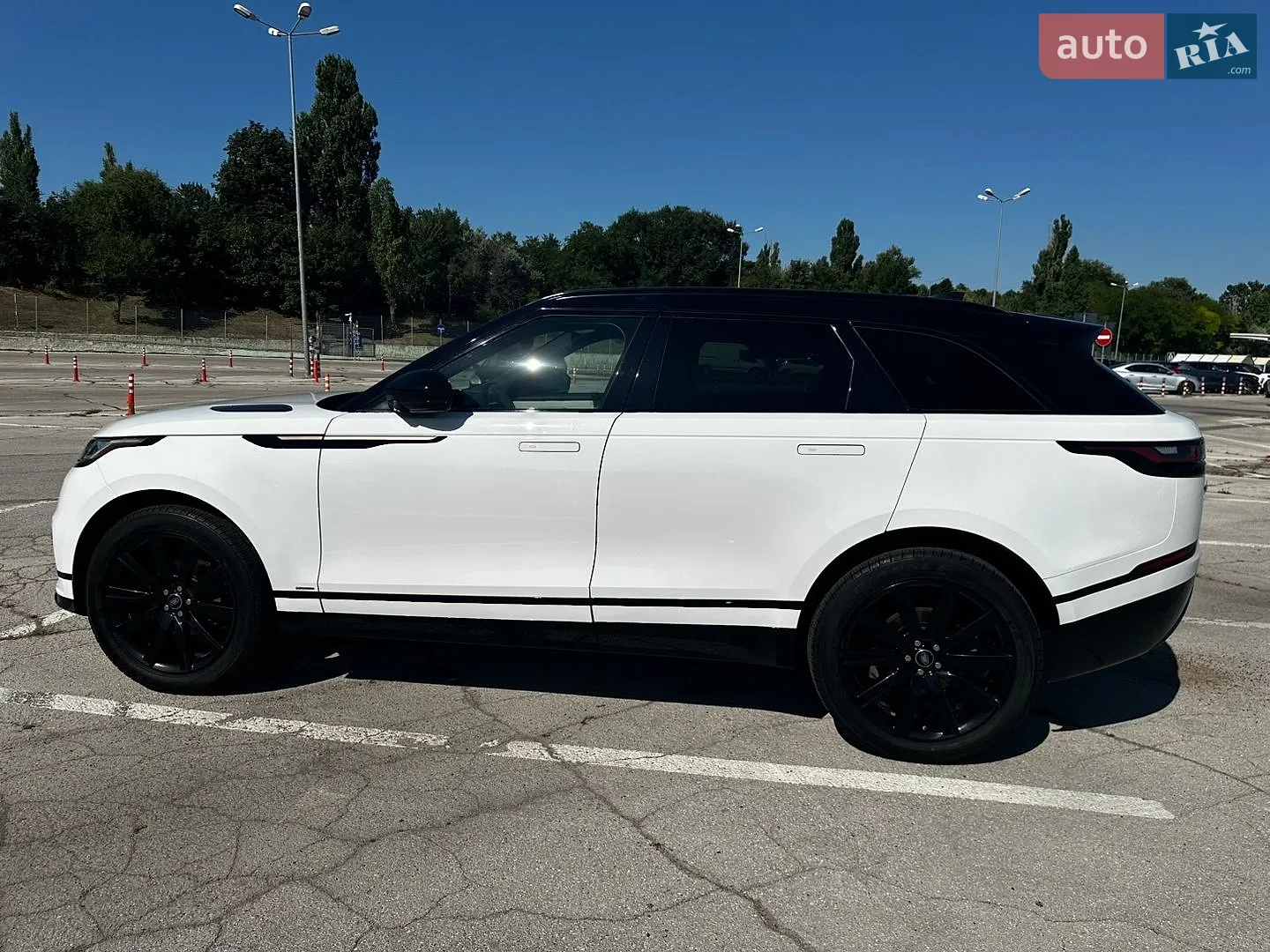 2019 Land Rover Range Rover Velar - мініатюра 48