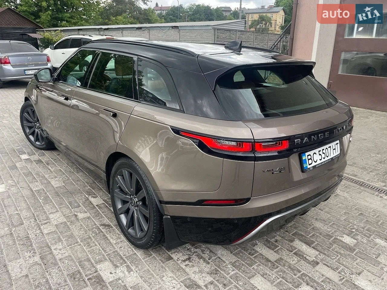2018 Land Rover Range Rover Velar - мініатюра 14