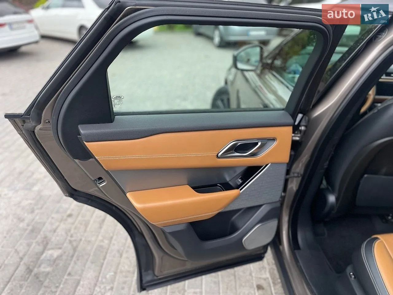 2018 Land Rover Range Rover Velar - мініатюра 35
