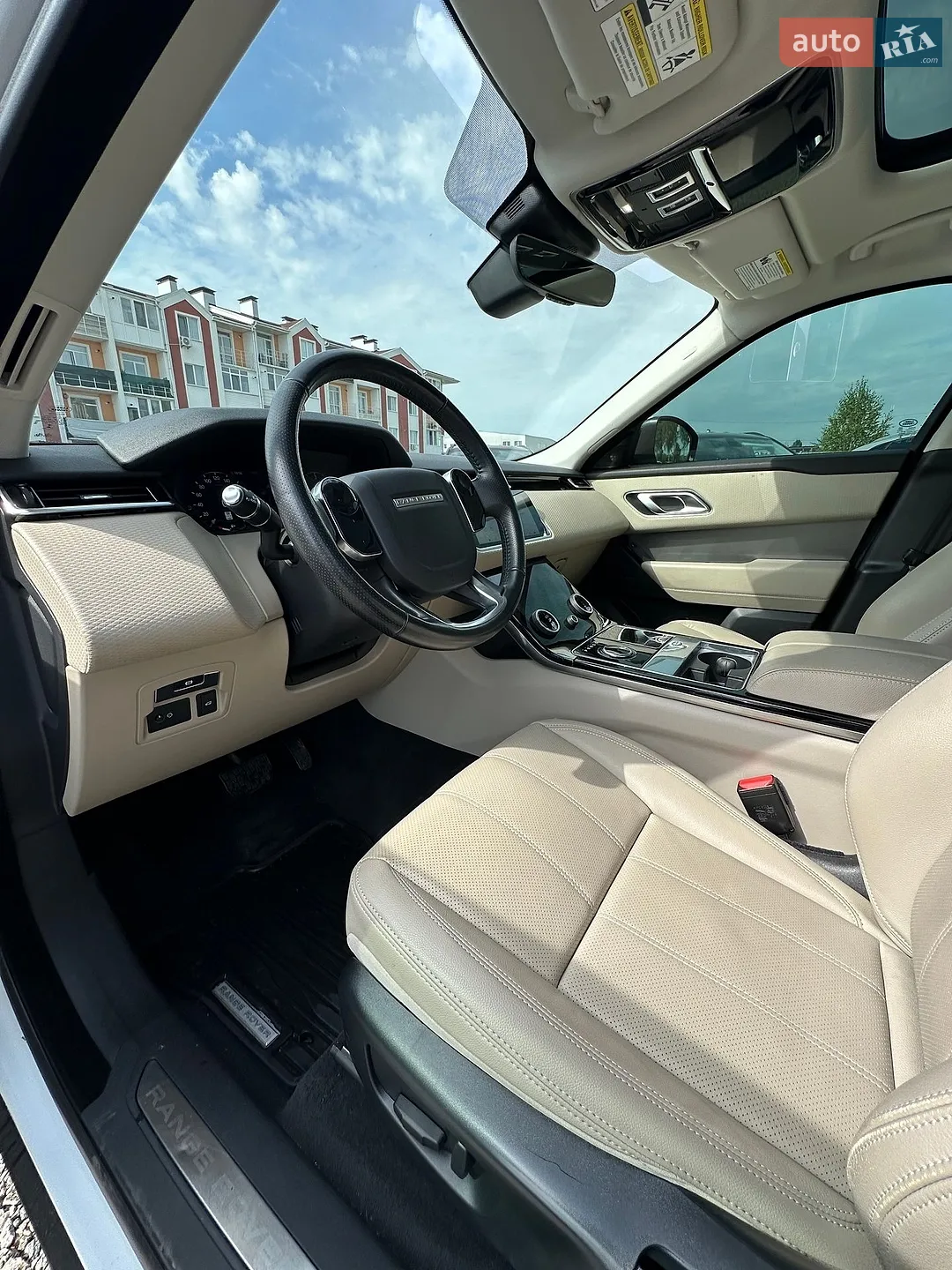 2018 Land Rover Range Rover Velar - мініатюра 25