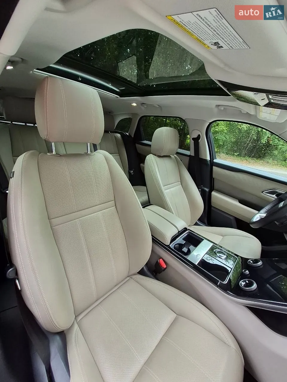 2019 Land Rover Range Rover Velar - мініатюра 29
