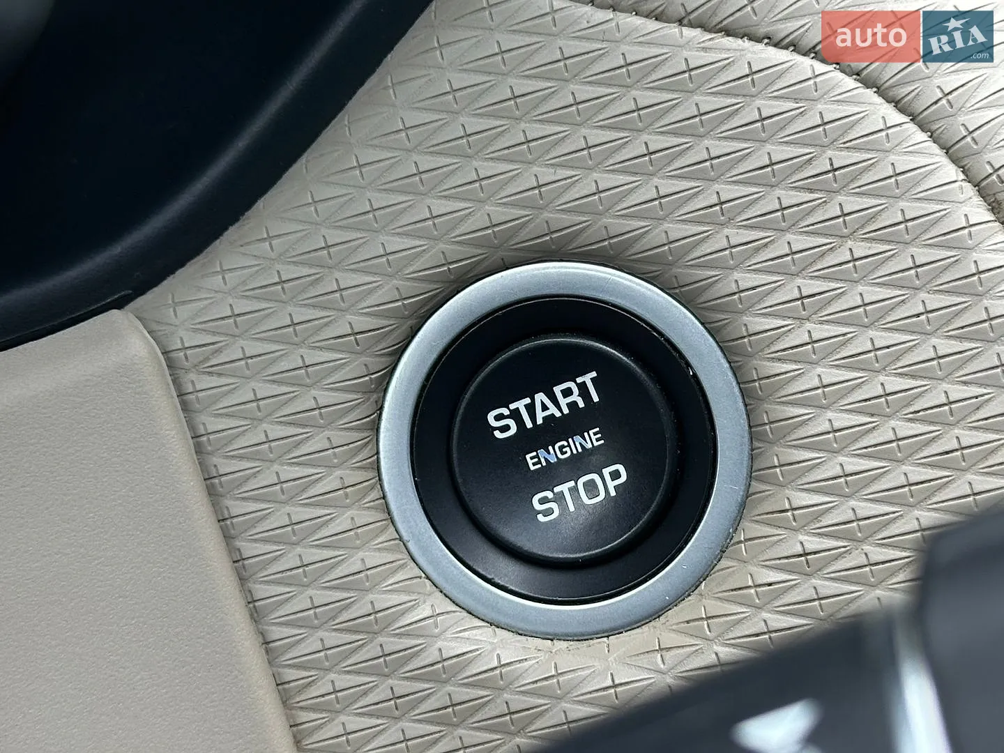 2019 Land Rover Range Rover Velar - мініатюра 21