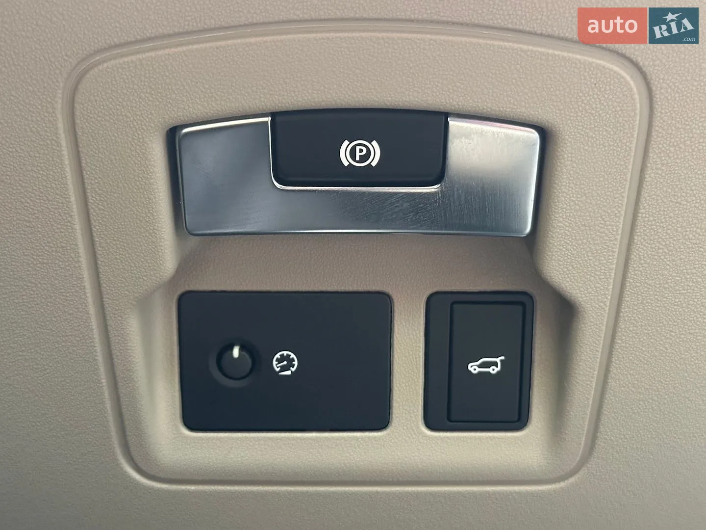 2019 Land Rover Range Rover Velar - мініатюра 34