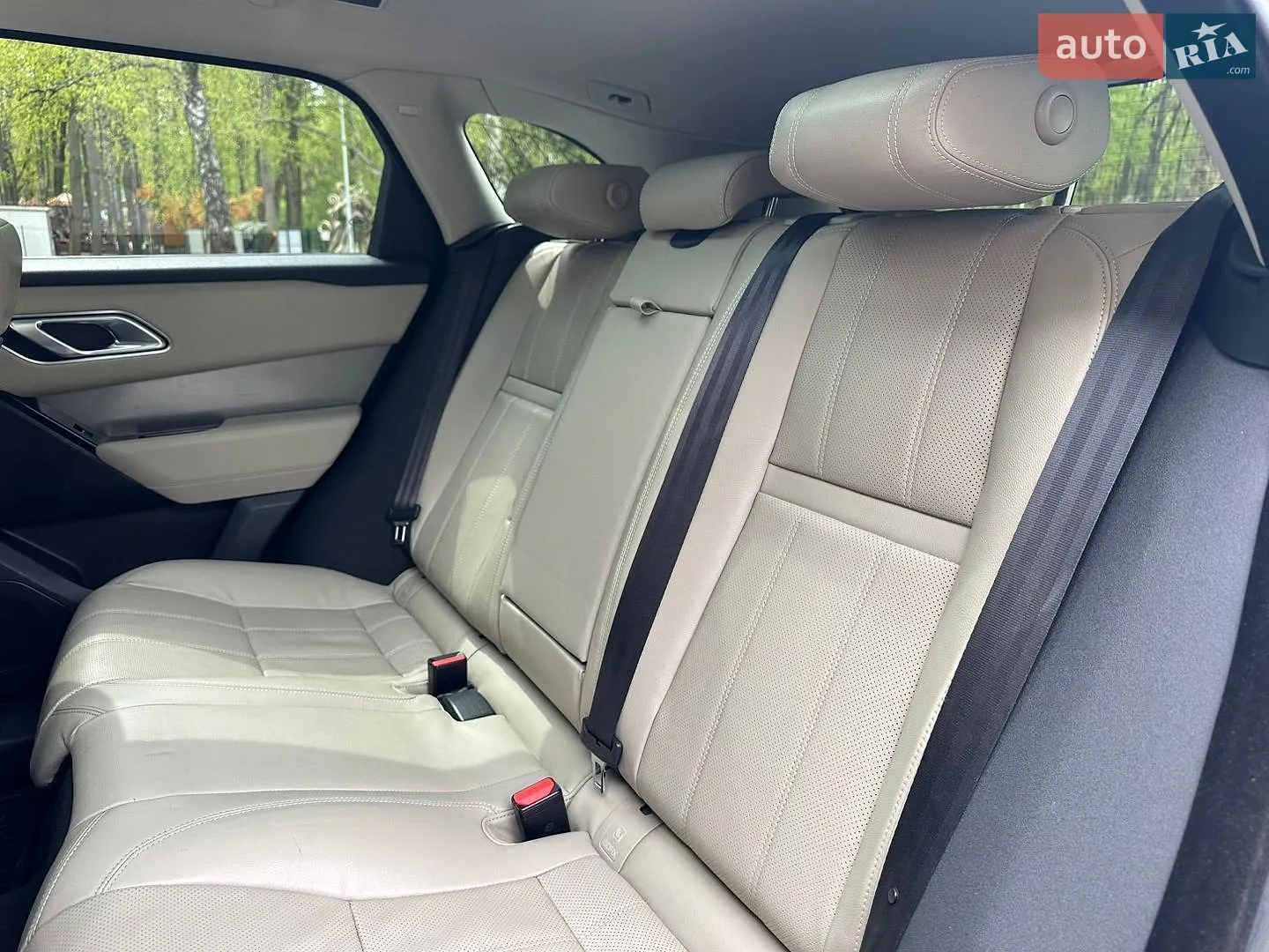 2019 Land Rover Range Rover Velar - мініатюра 38