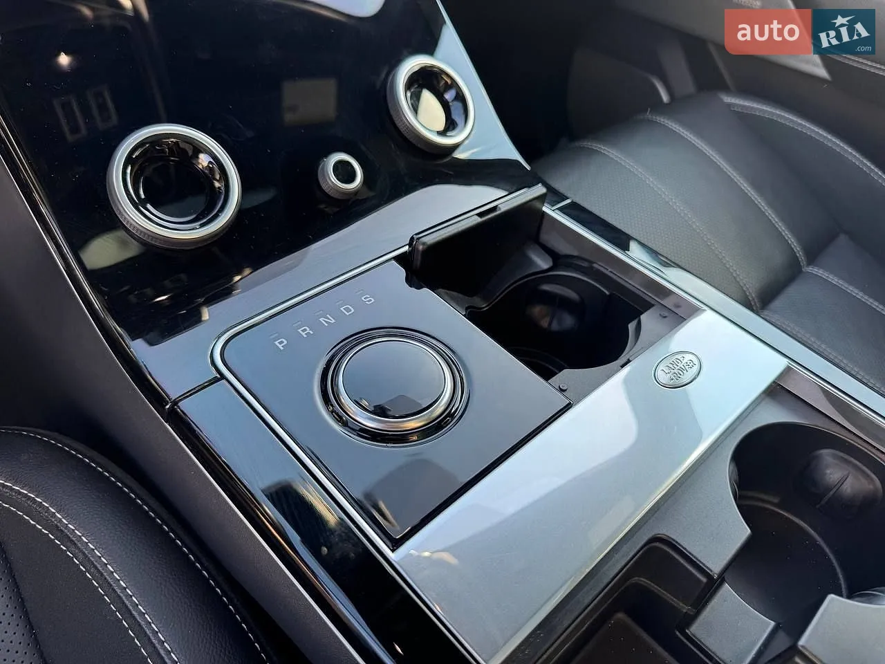 2020 Land Rover Range Rover Velar - мініатюра 19