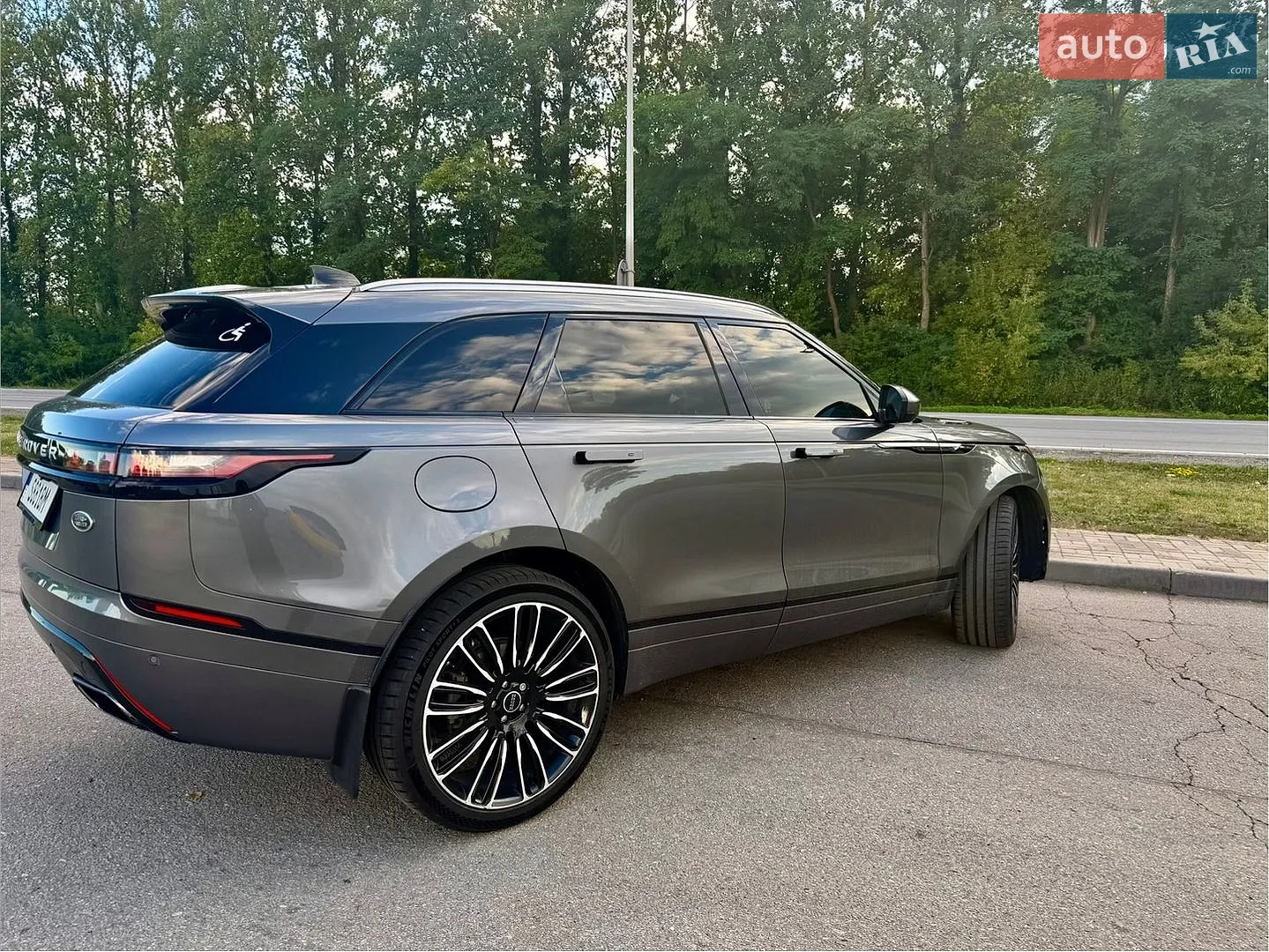 2019 Land Rover Range Rover Velar - мініатюра 2
