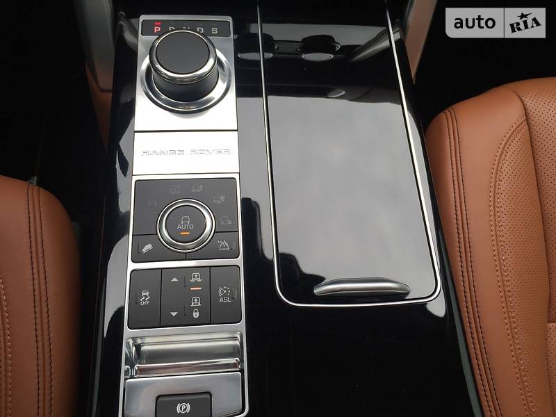 Внедорожник / Кроссовер Land Rover Range Rover 2015 в Киеве