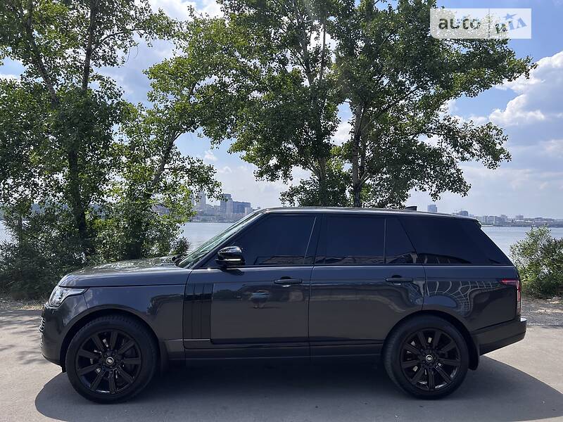 Внедорожник / Кроссовер Land Rover Range Rover 2017 в Киеве