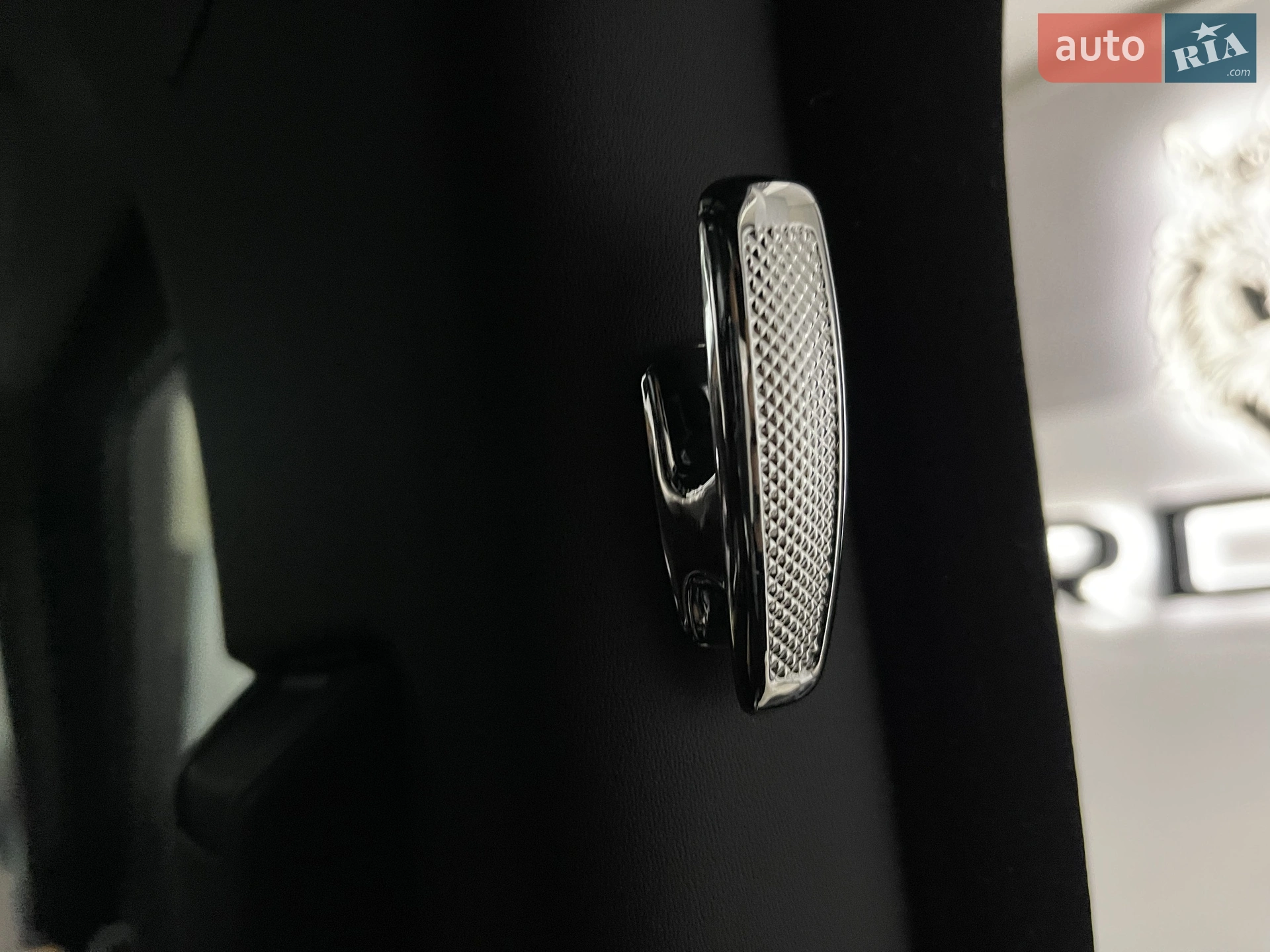 2020 Land Rover Range Rover - мініатюра 136