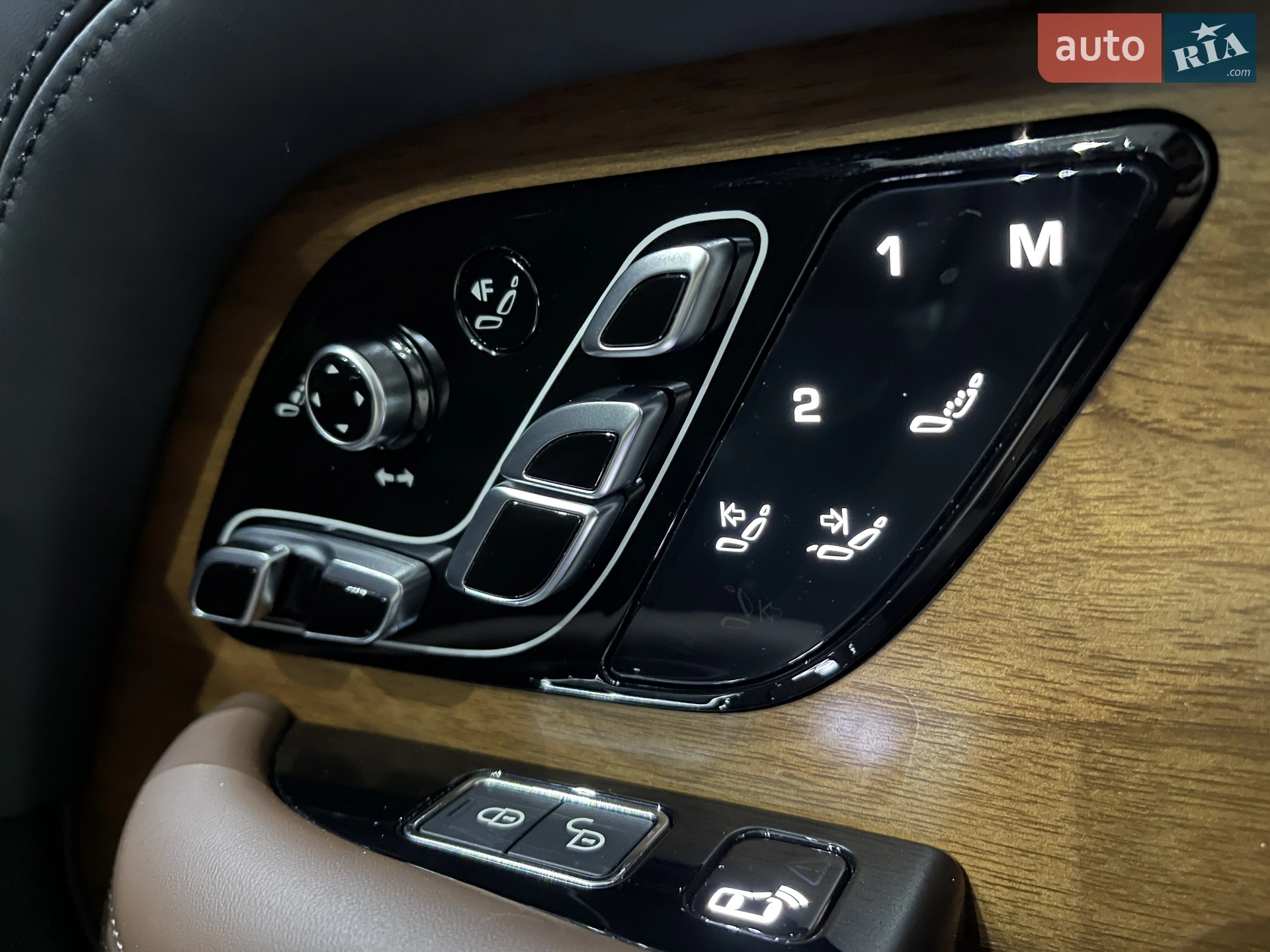 2020 Land Rover Range Rover - мініатюра 178