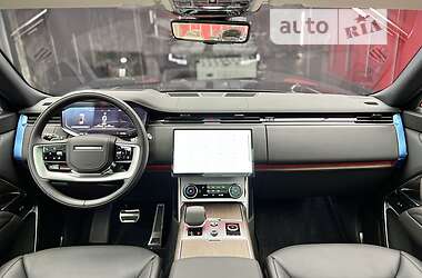 Внедорожник / Кроссовер Land Rover Range Rover 2022 в 