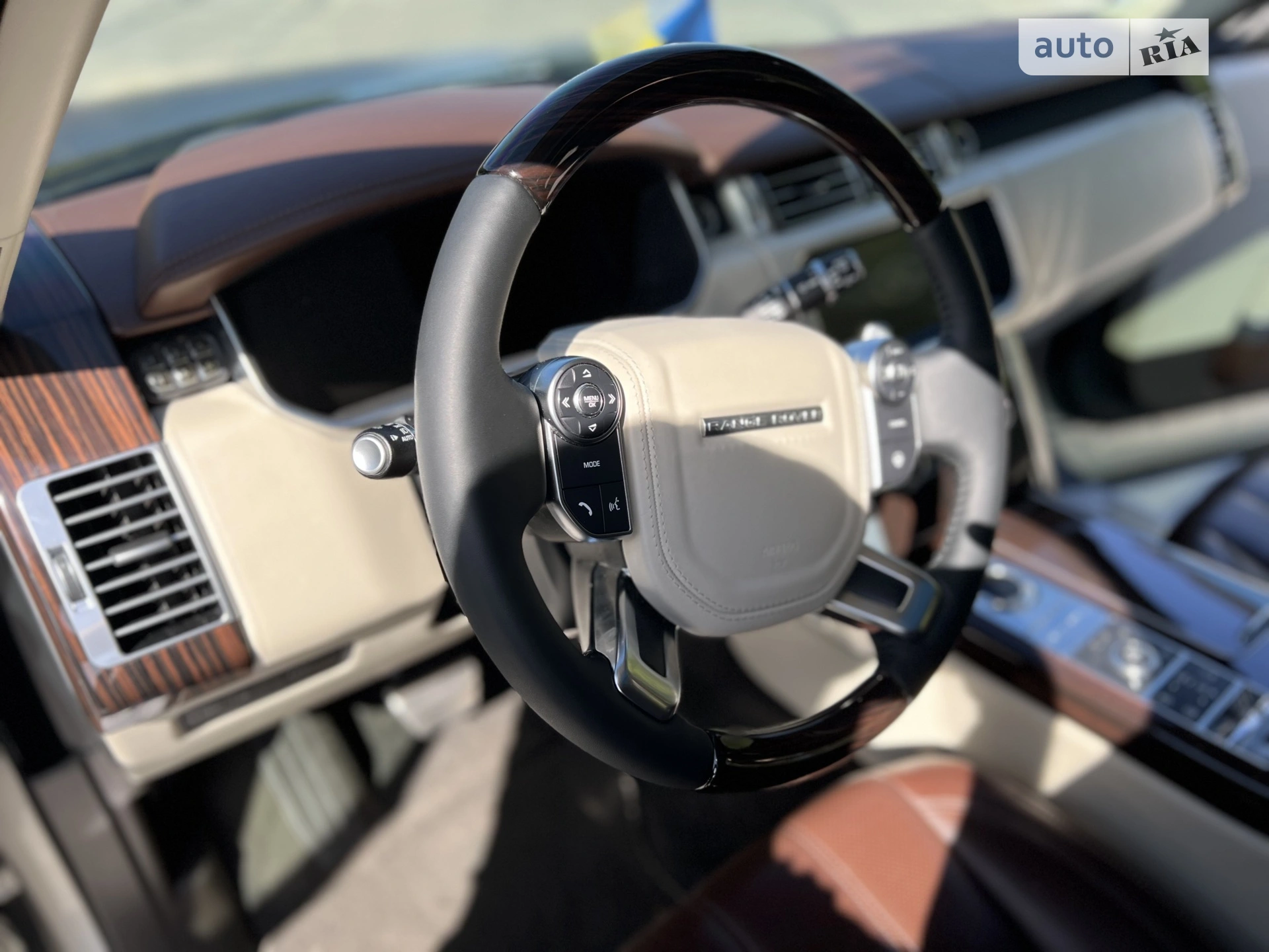 2017 Land Rover Range Rover - мініатюра 26